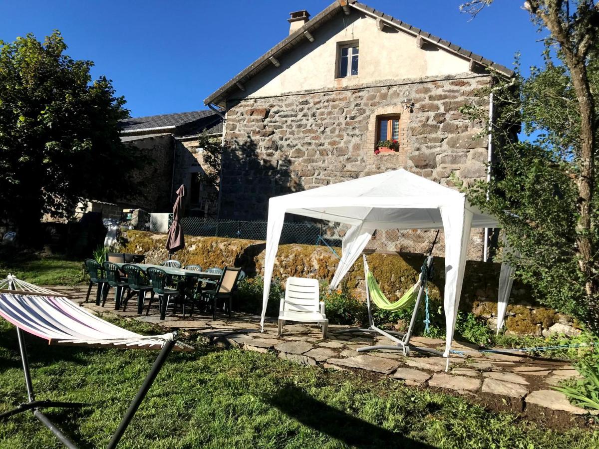 Maison De Famille Au Plateau Du Mezenc Les Vastres Esterno foto