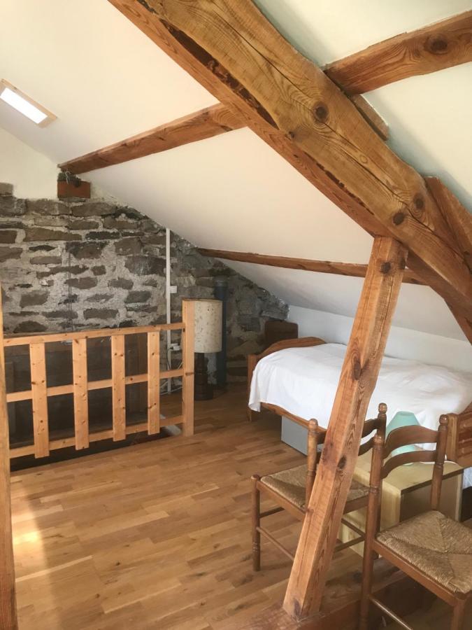Maison De Famille Au Plateau Du Mezenc Les Vastres Esterno foto