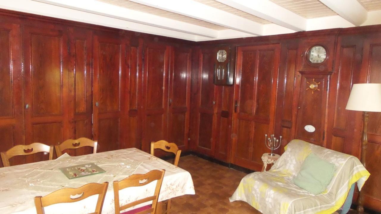 Maison De Famille Au Plateau Du Mezenc Les Vastres Esterno foto